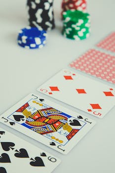Demystifying Poker Hands: Deciphering the Flush vs. Straight Dilemma